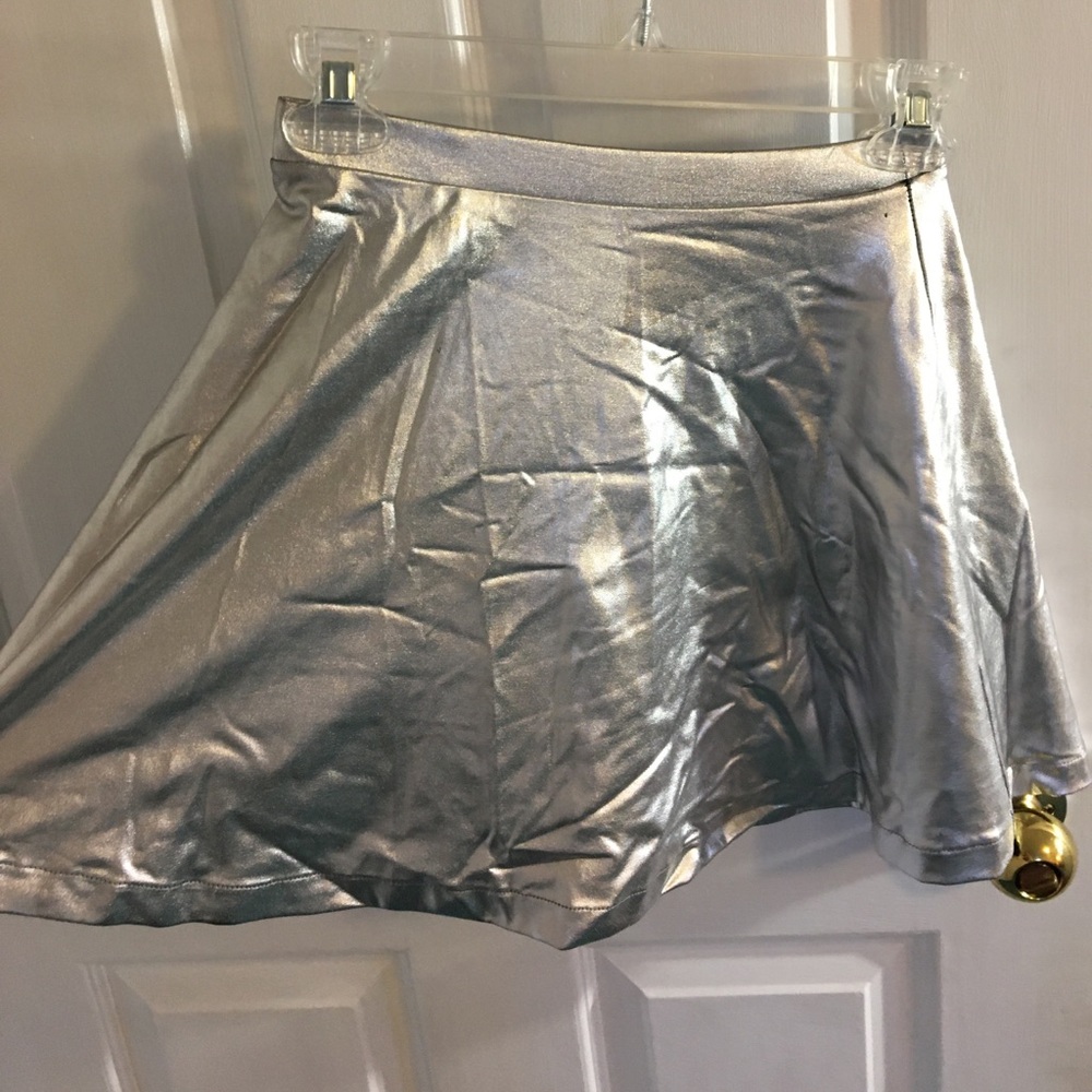 Silver metallic skirt forever 21